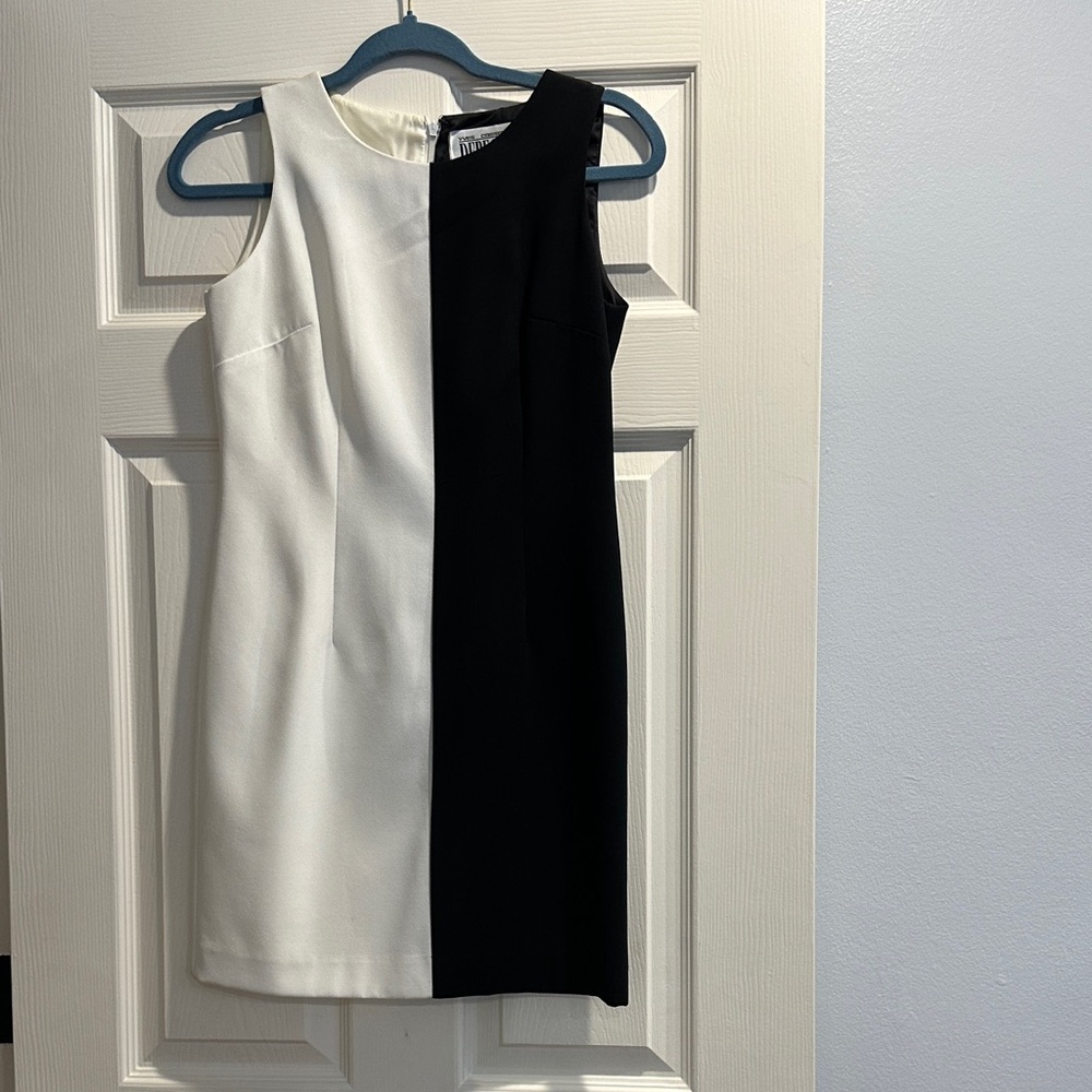 Chic One Shoulder Black and White Dress
